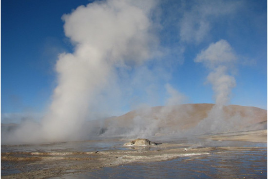 m__El Tatio geyser 4300m